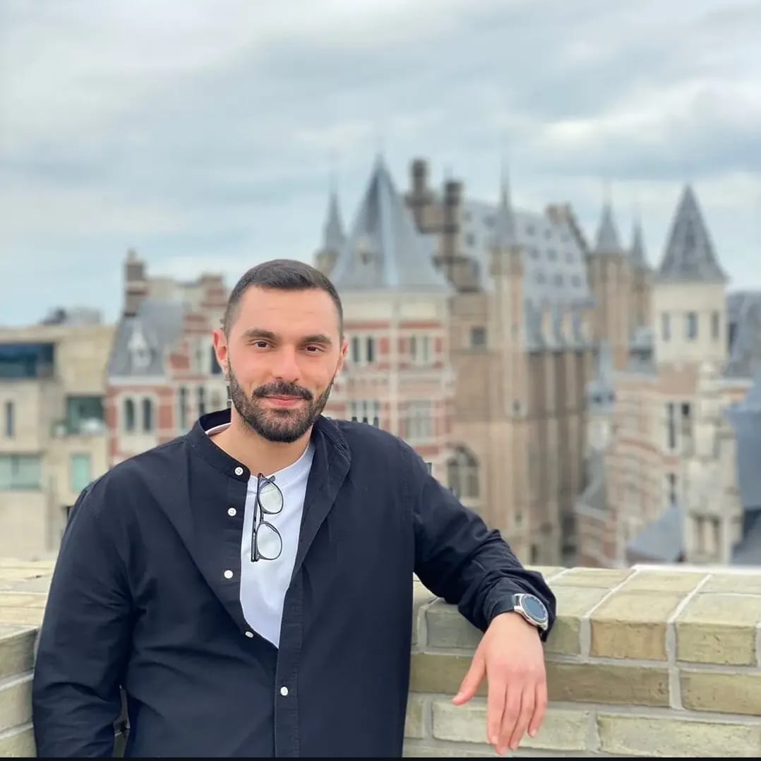 Anestis Kalampalikis, Founding Member at KAR AI leading market and business expansion